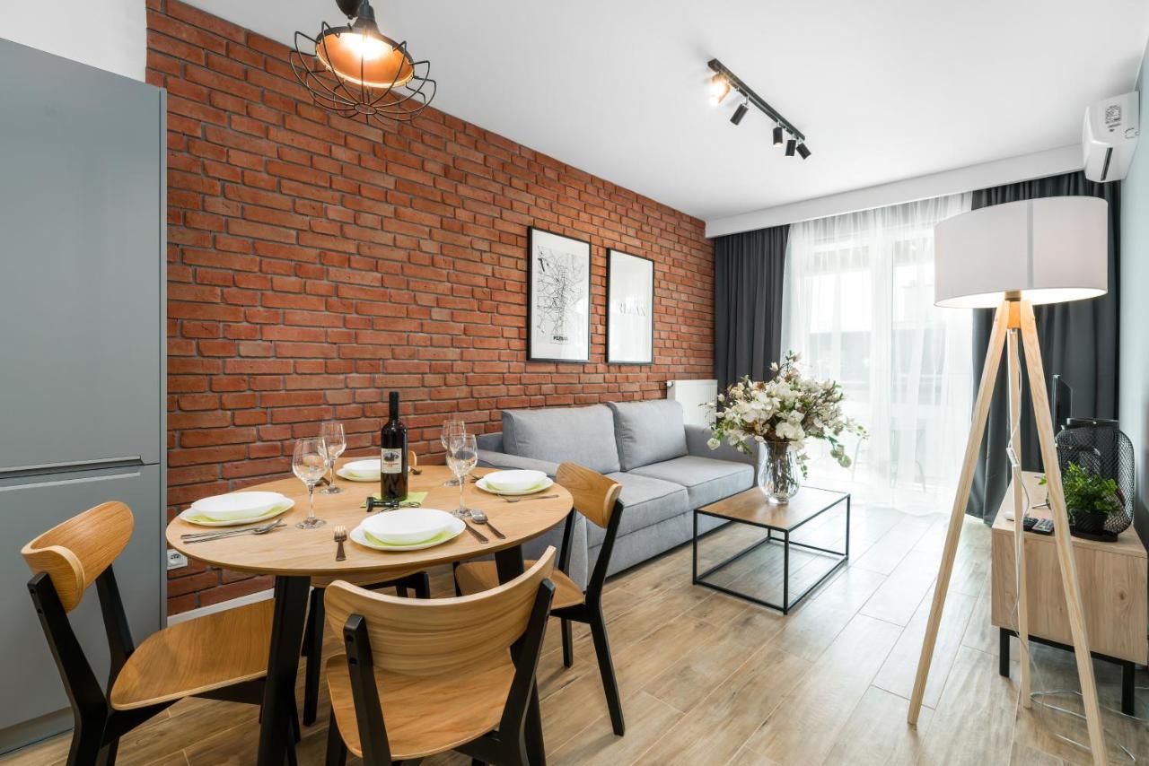 Premium Apartments Poznan Airport By Noclegi Renters المظهر الخارجي الصورة