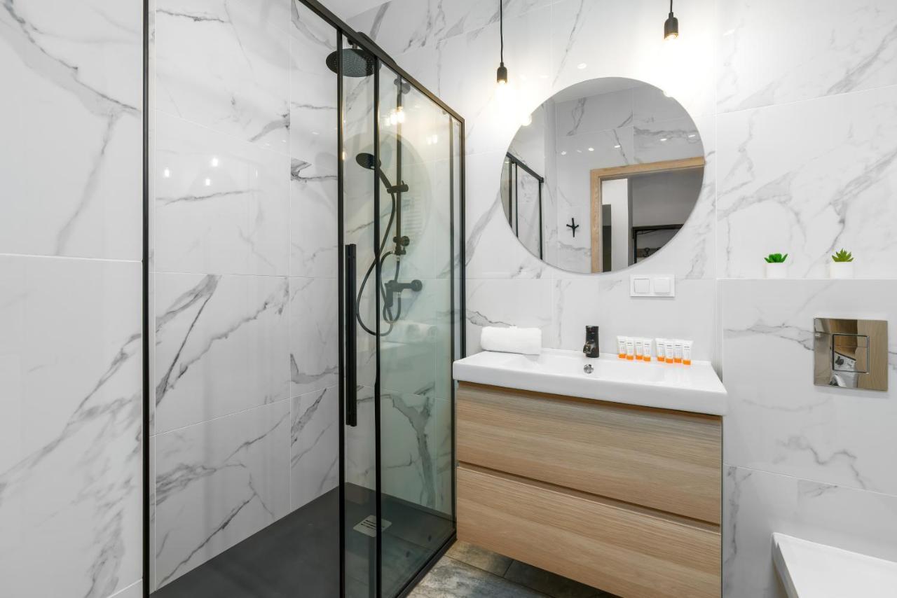 Premium Apartments Poznan Airport By Noclegi Renters المظهر الخارجي الصورة