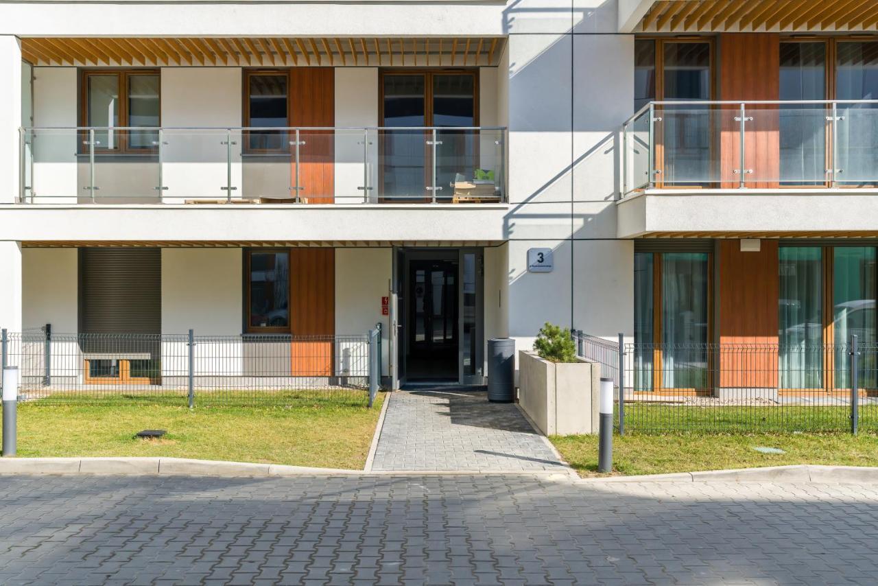 Premium Apartments Poznan Airport By Noclegi Renters المظهر الخارجي الصورة
