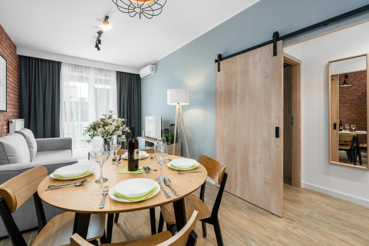 Premium Apartments Poznan Airport By Noclegi Renters المظهر الخارجي الصورة
